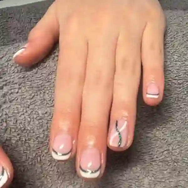 French gel manicure